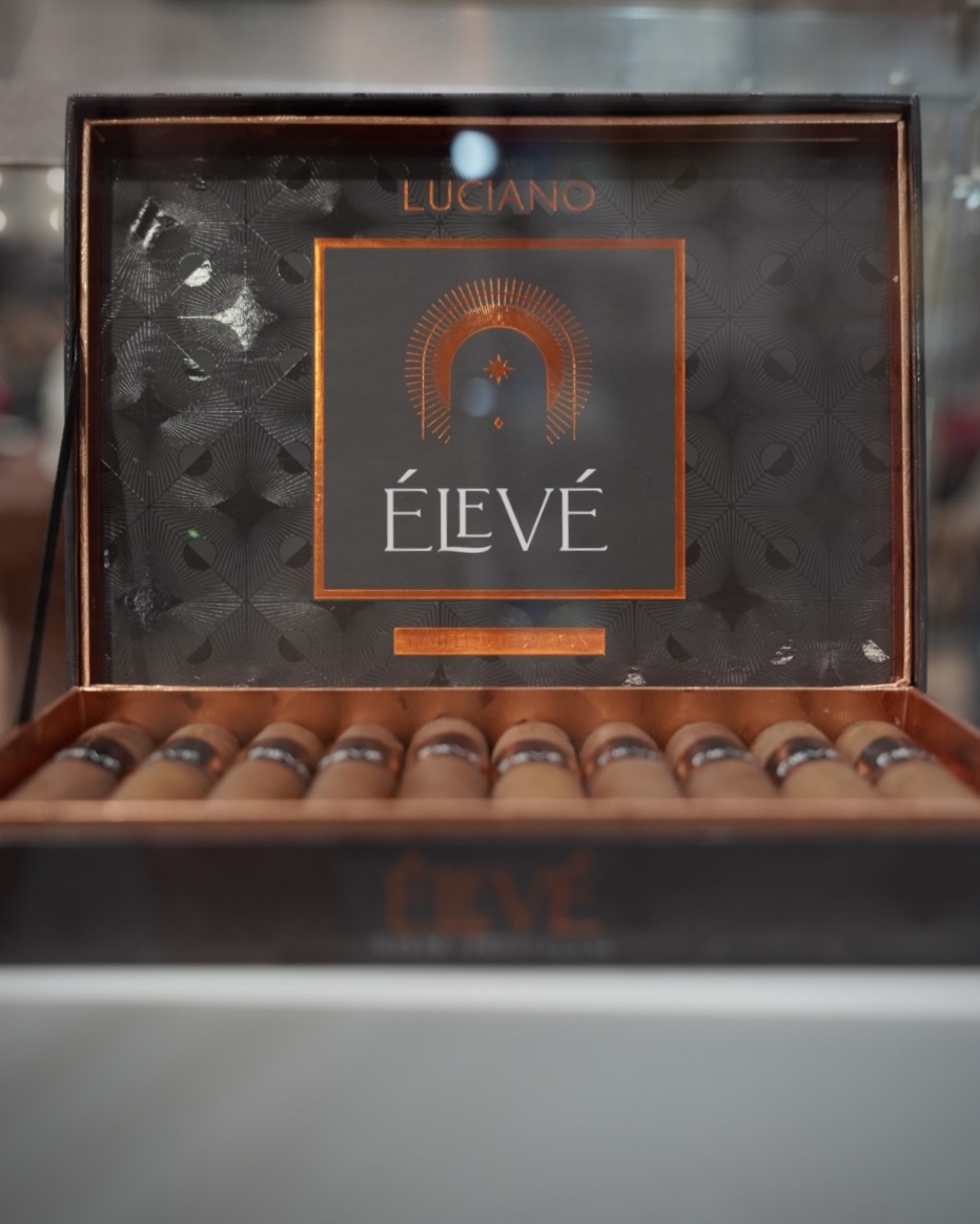 &Eacute;lev&eacute;